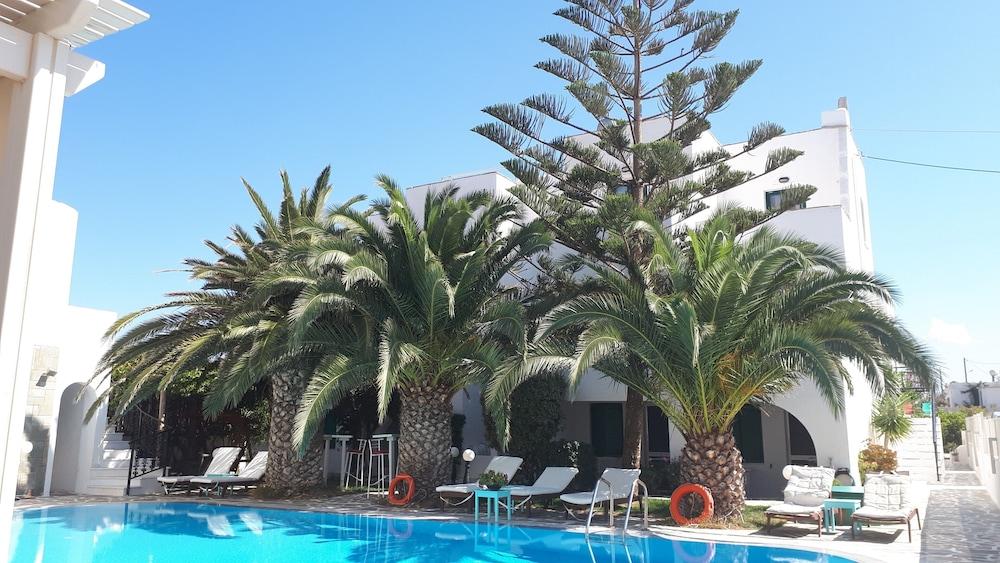 Annita's Village Hotel Agia Anna  Exteriör bild