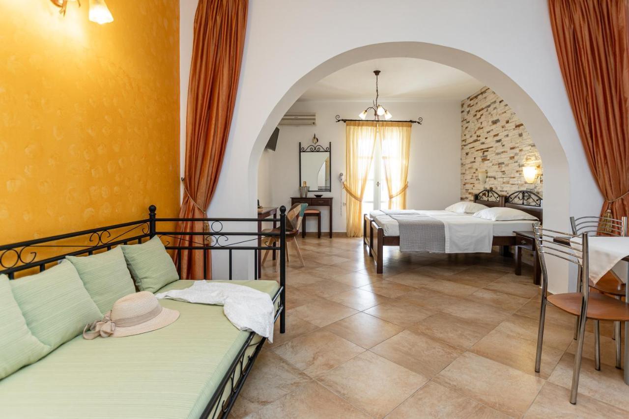 Annita's Village Hotel Agia Anna  Exteriör bild