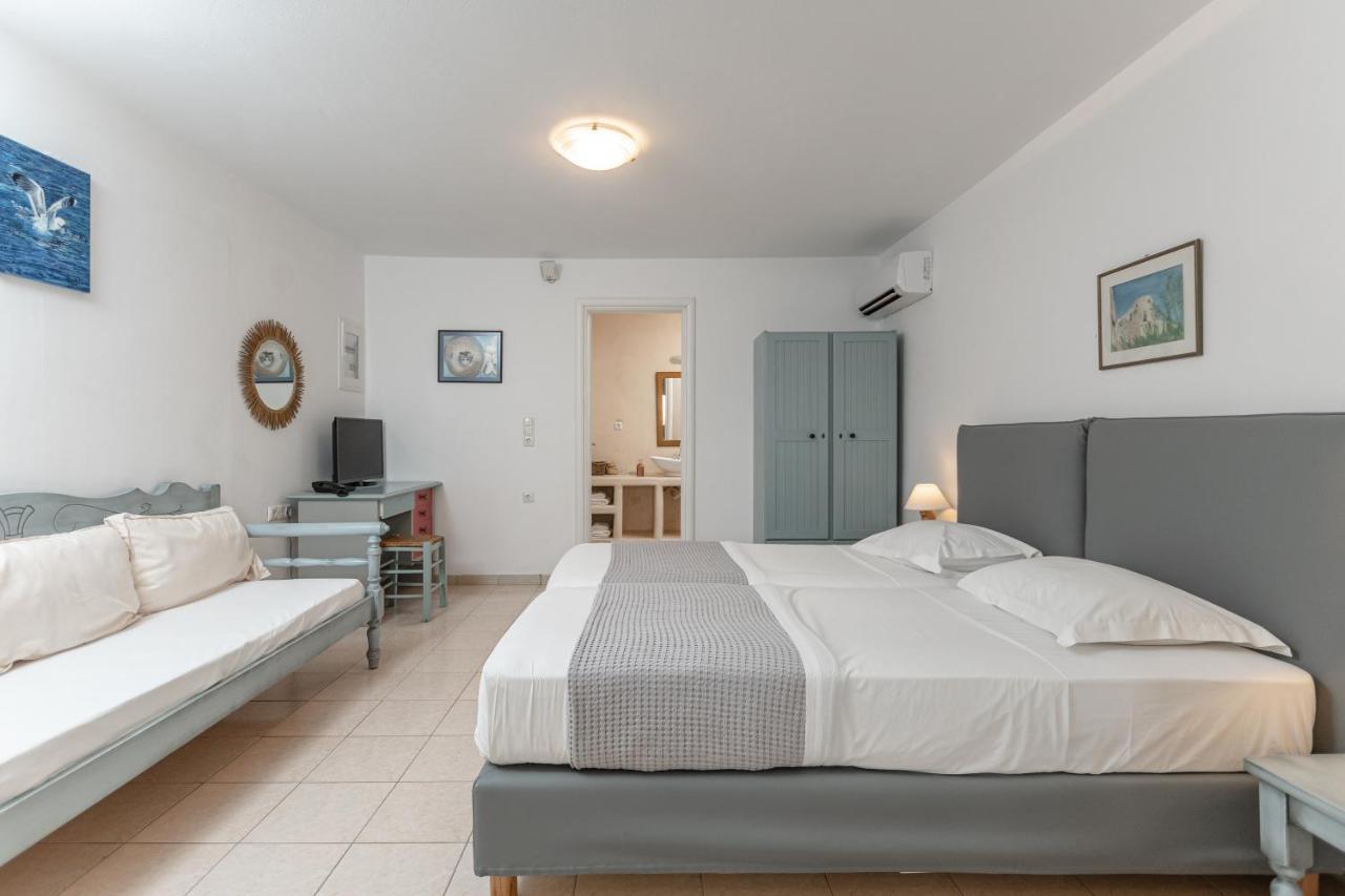 Annita's Village Hotel Agia Anna  Exteriör bild
