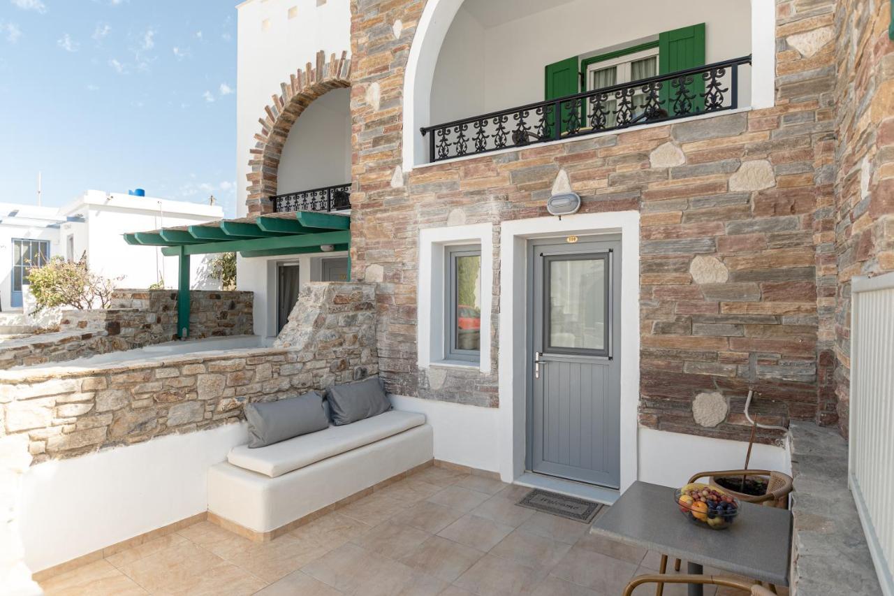 Annita's Village Hotel Agia Anna  Exteriör bild